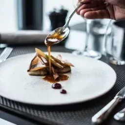 Family-style courses plated by a Michelin-trained private chef in Las Vegas